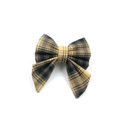Biscott Bow
