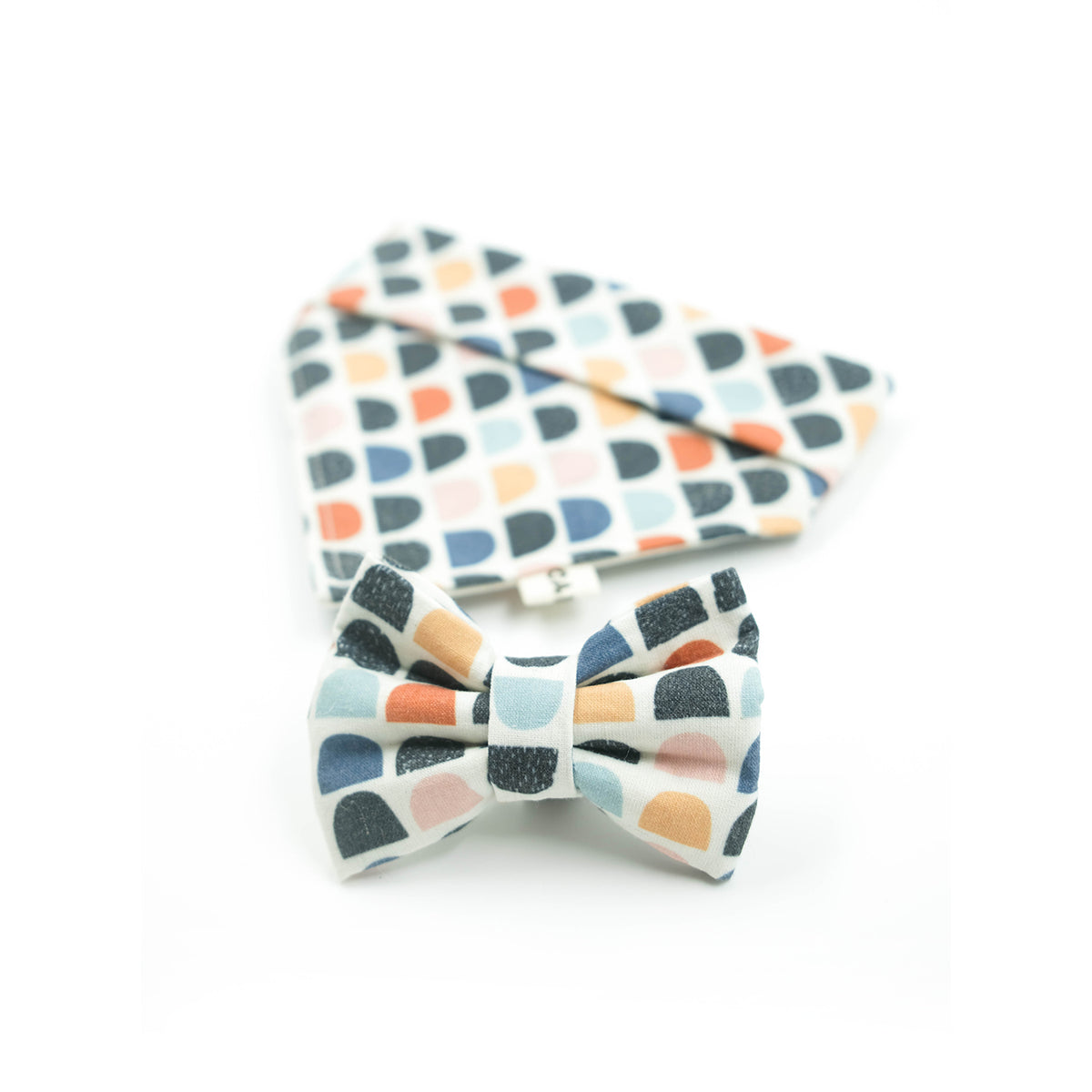 Broken Waffles Bow